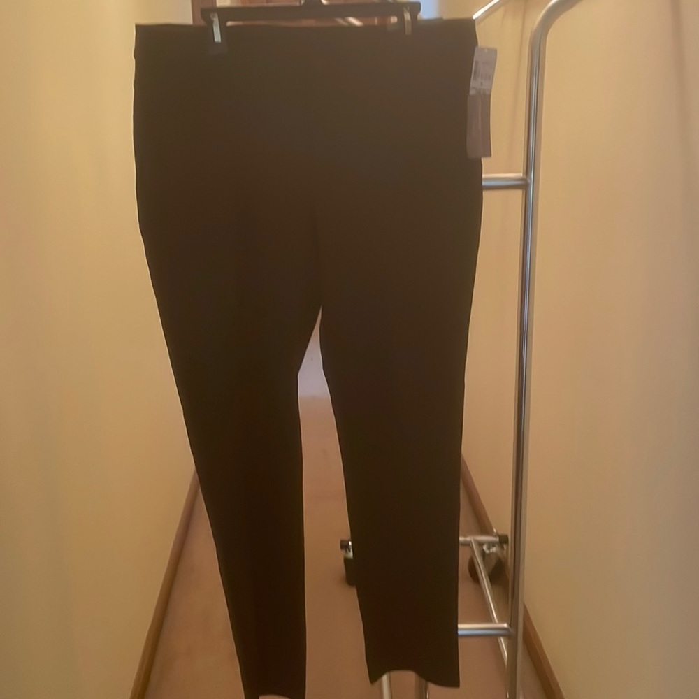 New with tags- Christopher & Banks brown modern fit stretch pants -tapered leg.
